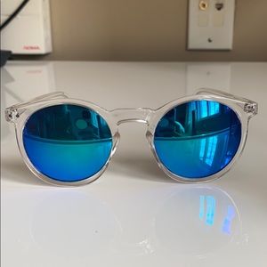 Blue flash lens sunglasses